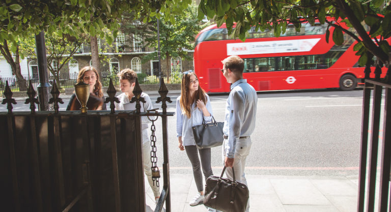 Le format unique du "Bachelor’s in Economics and Management" de Dauphine London