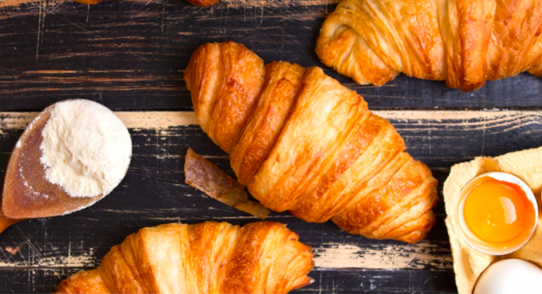 croissants Paris