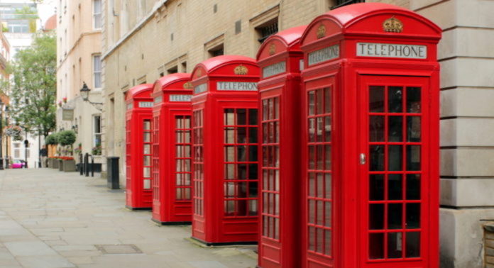 cabines téléphoniques britanniques