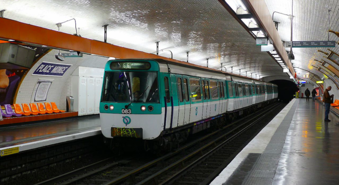 RATP metro voix enfants londres