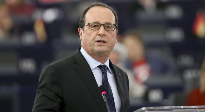 francois hollande dedicace librairie la page