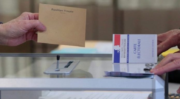 mettez a jour votre situation electorale