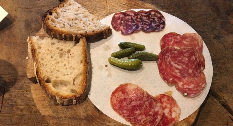 Le Cellar Assiette charcuterie