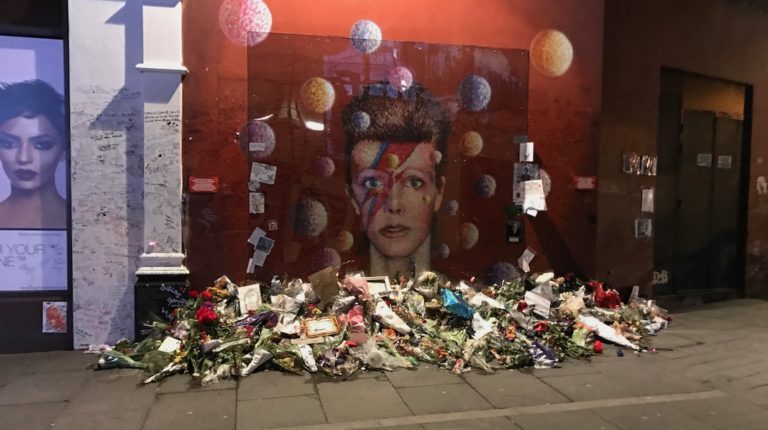 rue david bowie paris