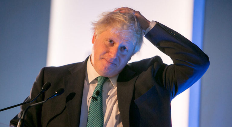 serie télévisée coronavirus boris johnson