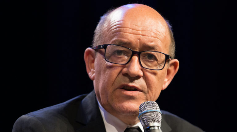Jean-Yves Le Drian quarantaine france royaume-uni