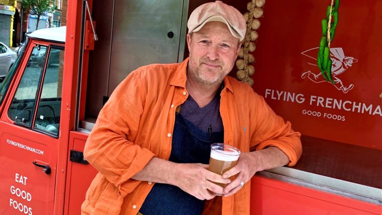 Pintes de cidre et de bière à emporter, l'idée originale d'un restaurateur français de Londres