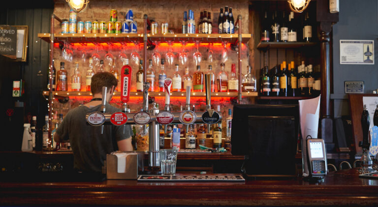 pub-musique-bruit-londres