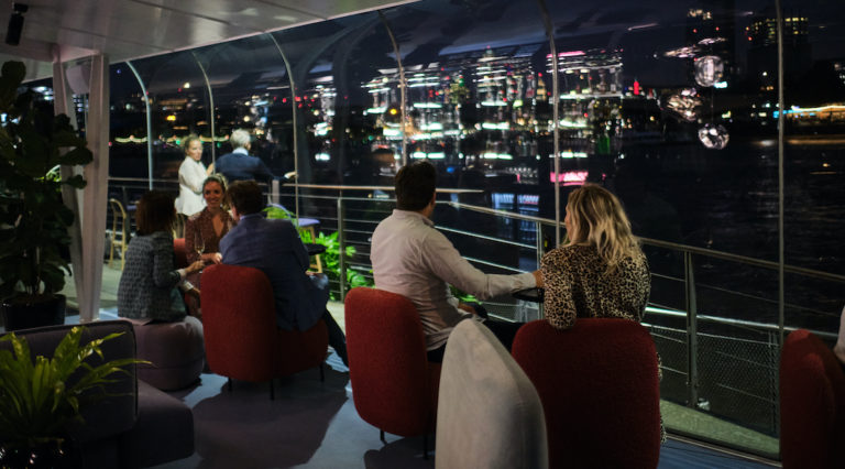 the pier bar bateaux london