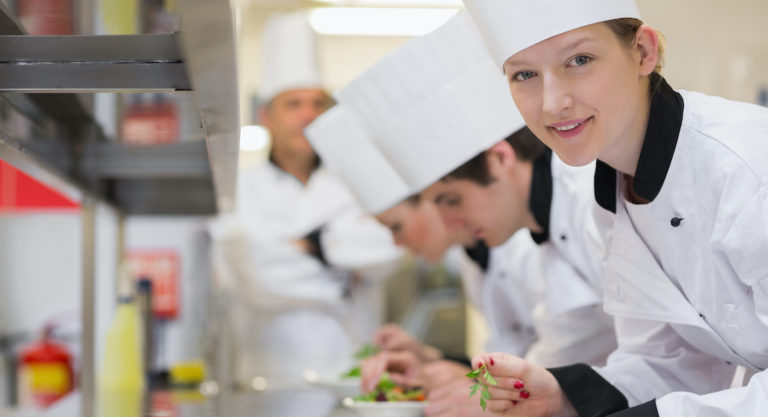 Rejoindre une école de cuisine et d’hôtellerie en France : session d’information gratuite