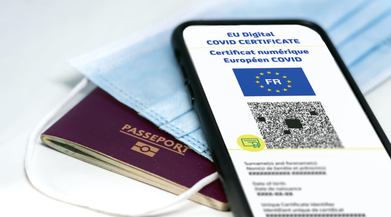 pass sanitaire adolescents vaccination
