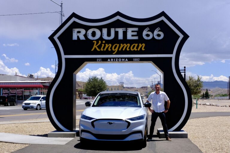 Benoît Georges : « J’ai traversé les États-Unis en Mustang électrique »