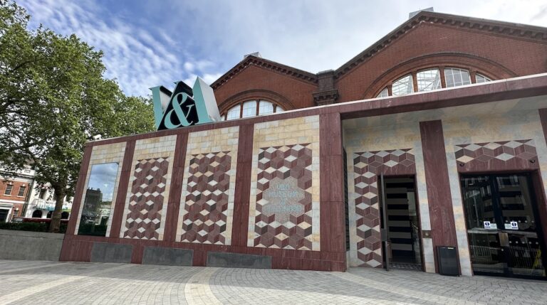 renovation young v and a