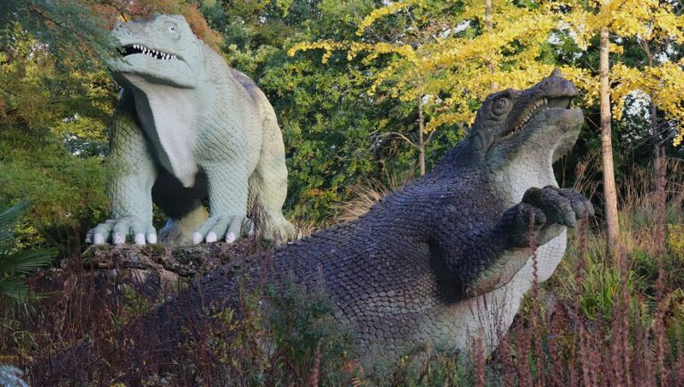 Crystal Palace Park, un lieu étonnant qui héberge… des dinosaures